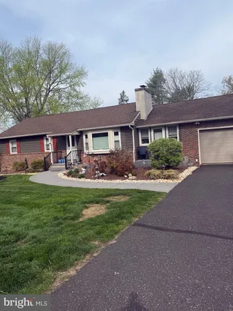 $639,900 | 158 South Shady Retreat Road, Doylestown, PA 18901