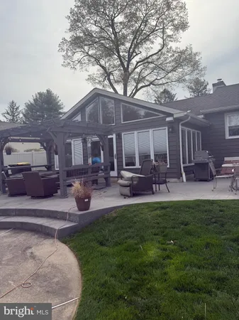$639,900 | 158 South Shady Retreat Road, Doylestown, PA 18901