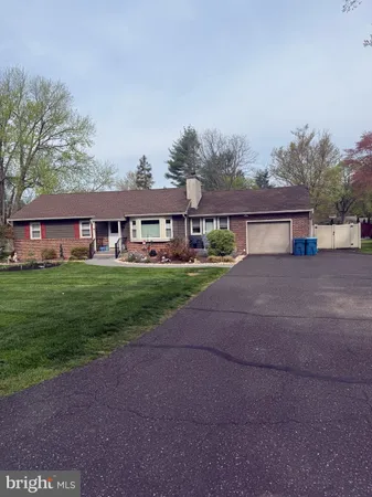 $639,900 | 158 South Shady Retreat Road, Doylestown, PA 18901
