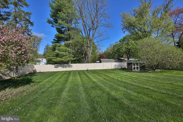 $639,900 | 158 South Shady Retreat Road, Doylestown, PA 18901