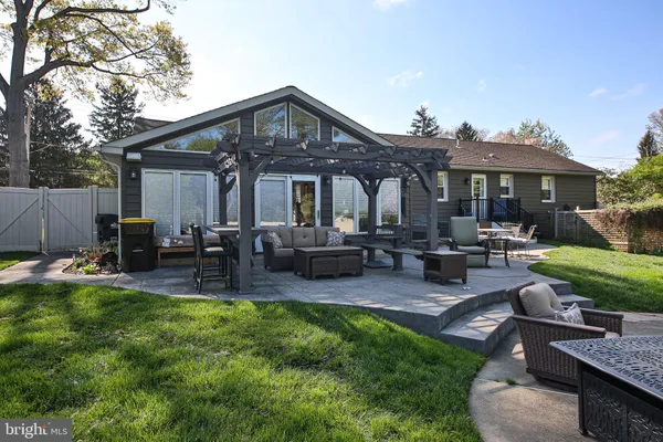 $639,900 | 158 South Shady Retreat Road, Doylestown, PA 18901