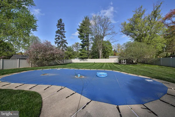 $639,900 | 158 South Shady Retreat Road, Doylestown, PA 18901
