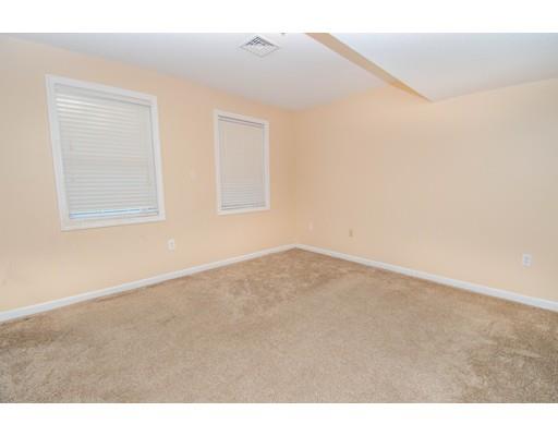 217 Cabinet Street Springfield, MA 01129 - Photo 17 of 21 Gallery Image 17