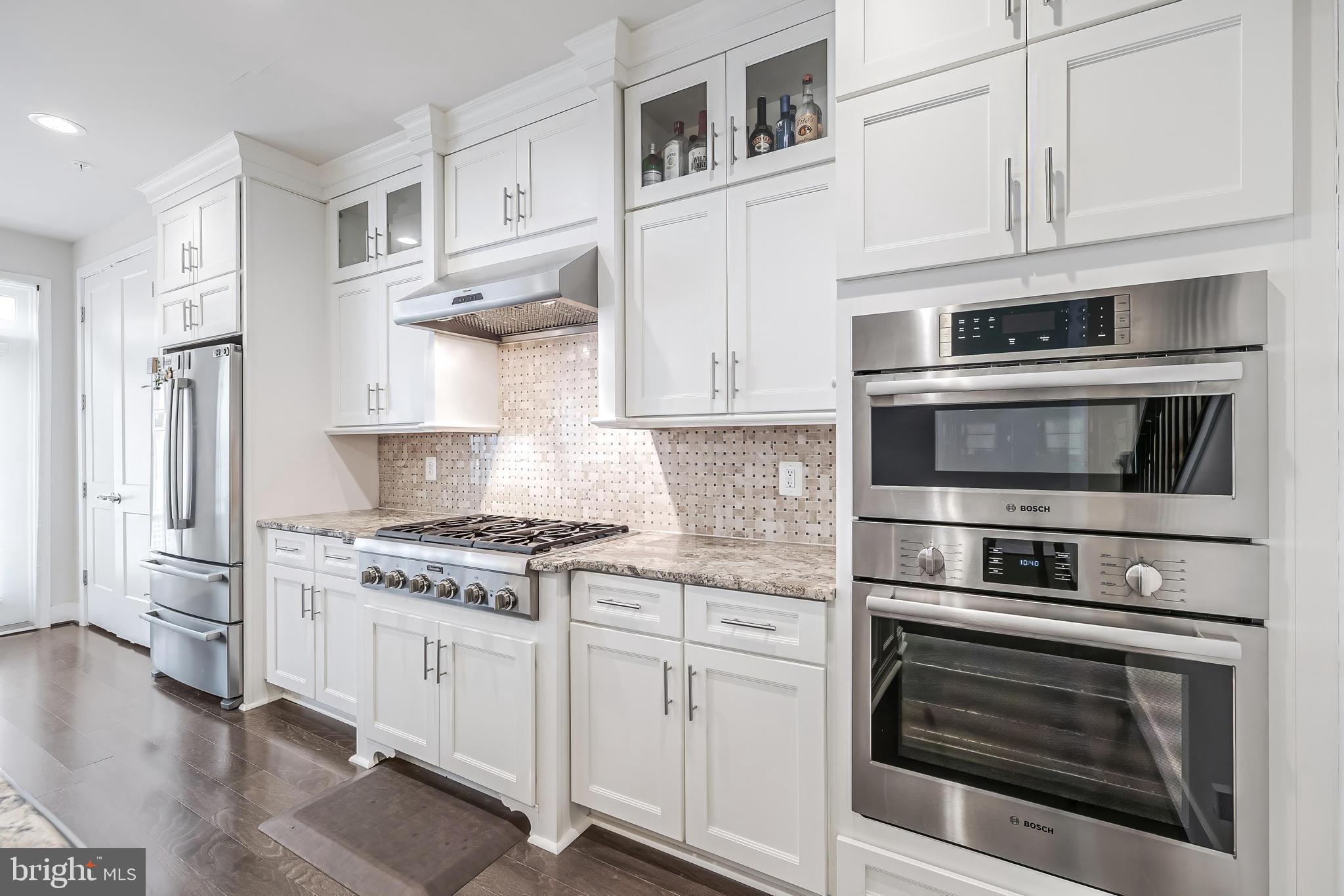 11692 Sunrise Square Place Reston, VA 20191 - Photo 24 of 49