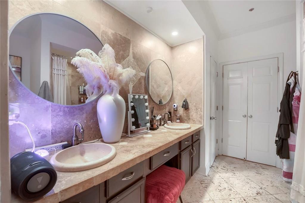 3777 Peachtree Road Northeast, Unit 1205 Brookhaven, GA 30319 - Photo 18 of 37