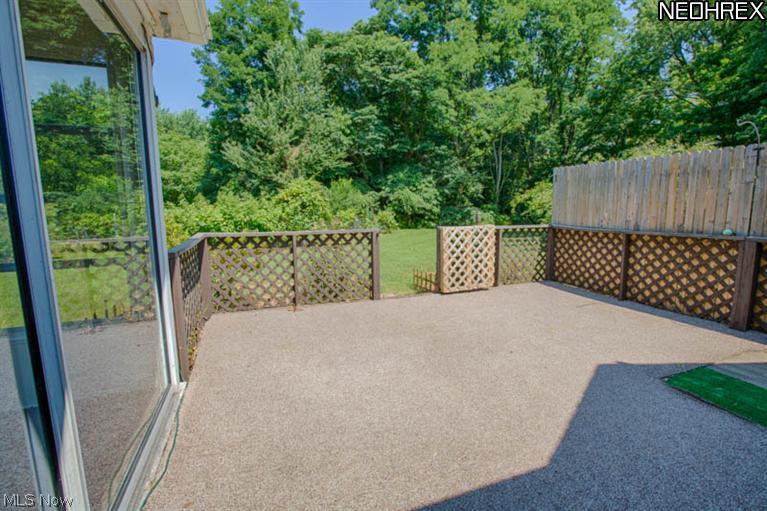 10179 Johnnycake Ridge Road Painesville, OH 44077 - Photo 8 of 24