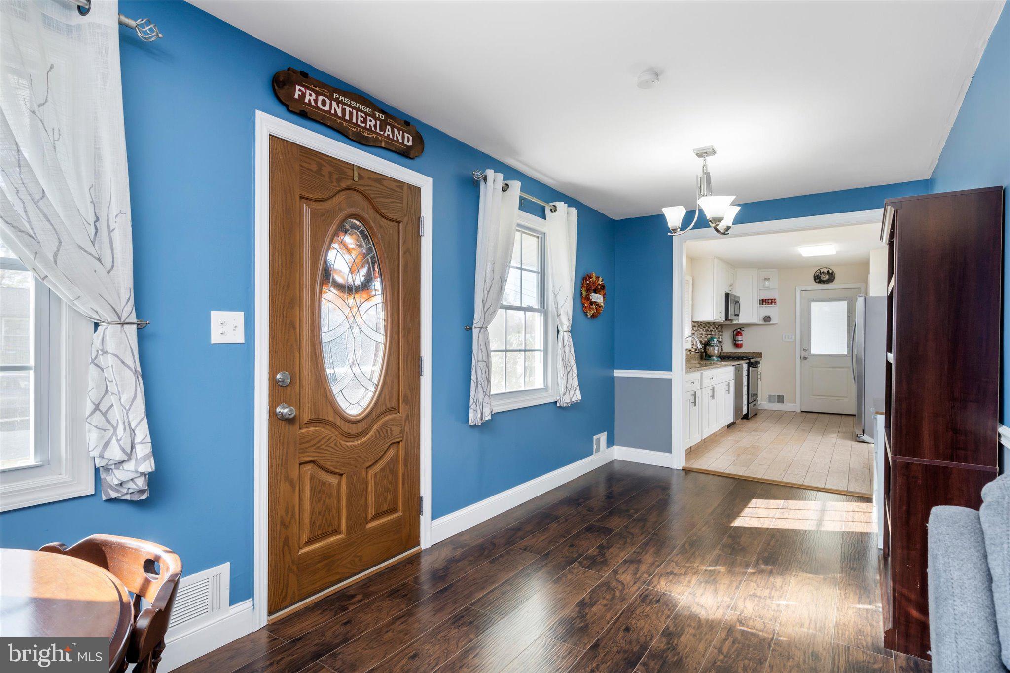 21 Lambeth Road Burlington, NJ 08016 - Photo 5 of 30 Gallery Image 5