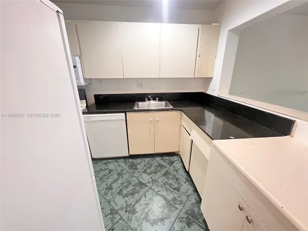 $1,725 | 7800 South Colony Circle, Unit S 202, Fort Lauderdale, FL 33321