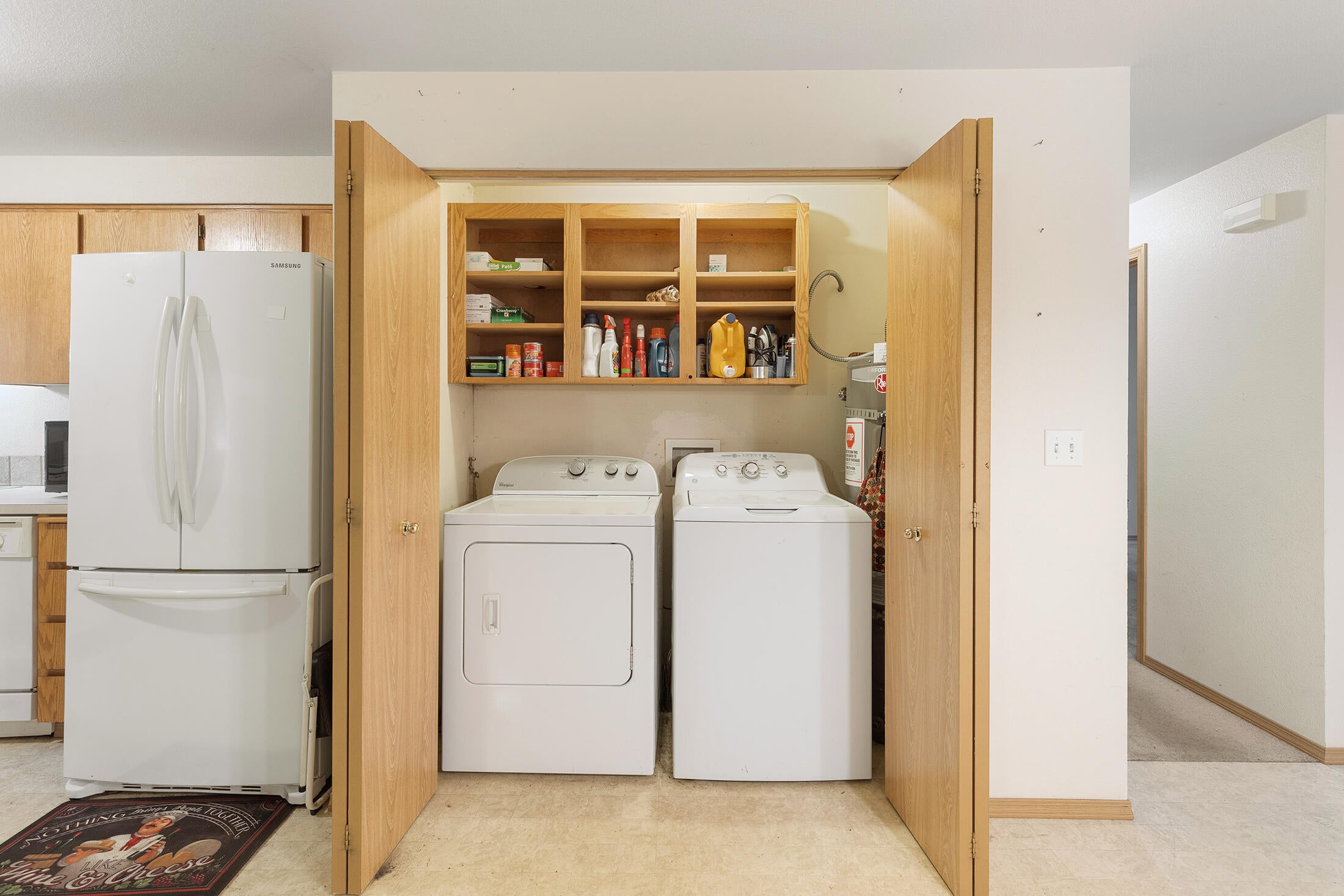 7060 Rockydale Road Cave Junction, OR 97523 - Photo 13 of 33 laundry closet