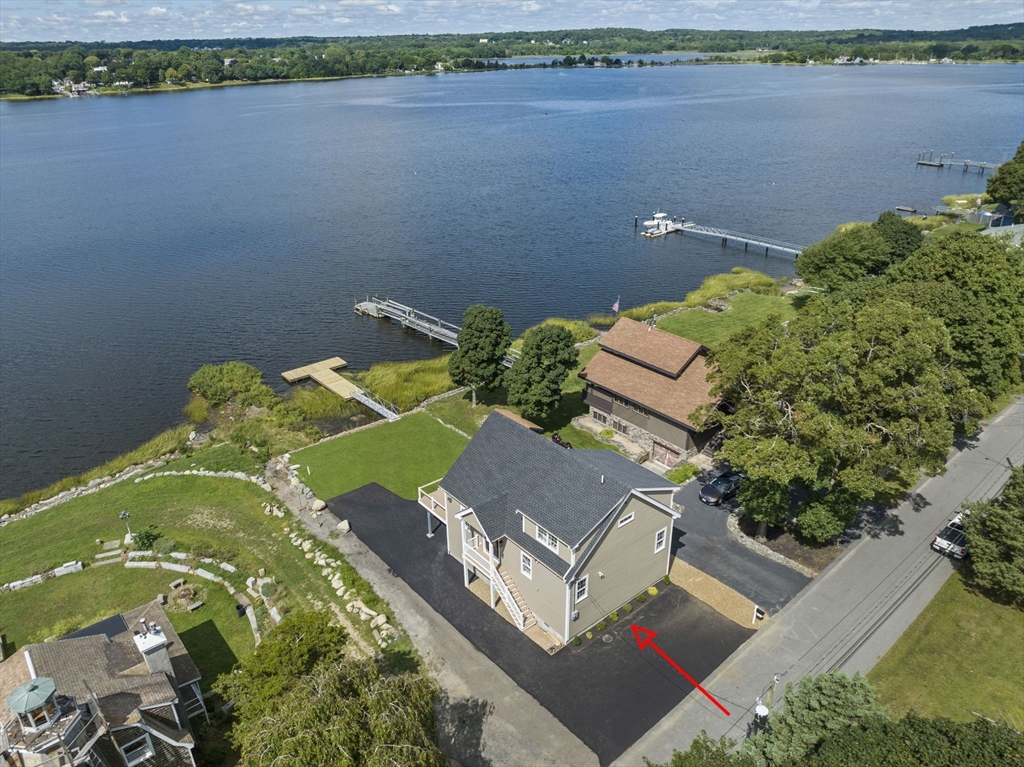 16 Riverside Drive Berkley, MA 02779 - Photo 1 of 33 Gallery Image 1
