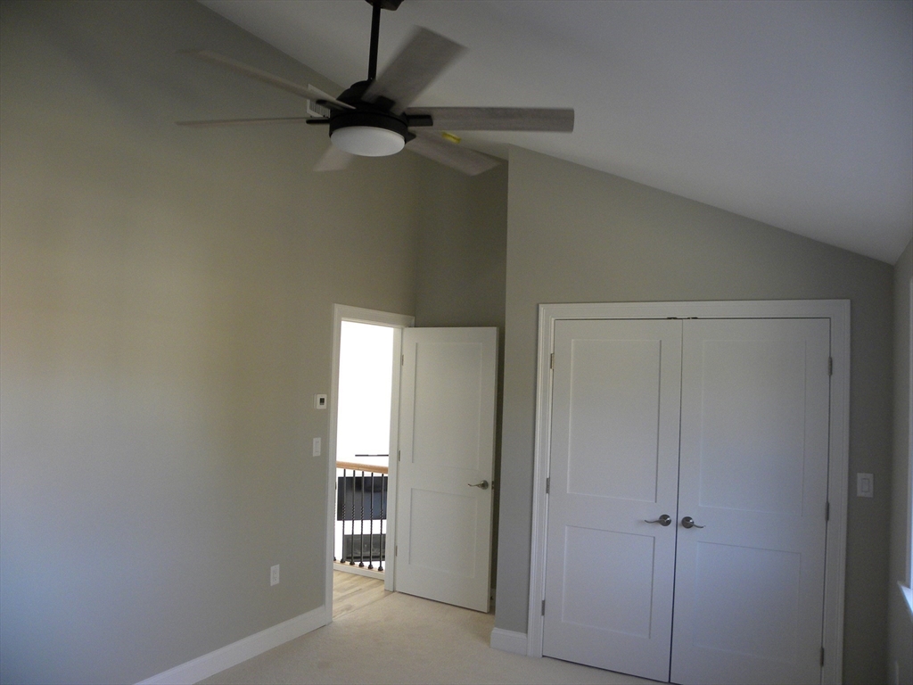 16 Riverside Drive Berkley, MA 02779 - Photo 20 of 33 Gallery Image 20