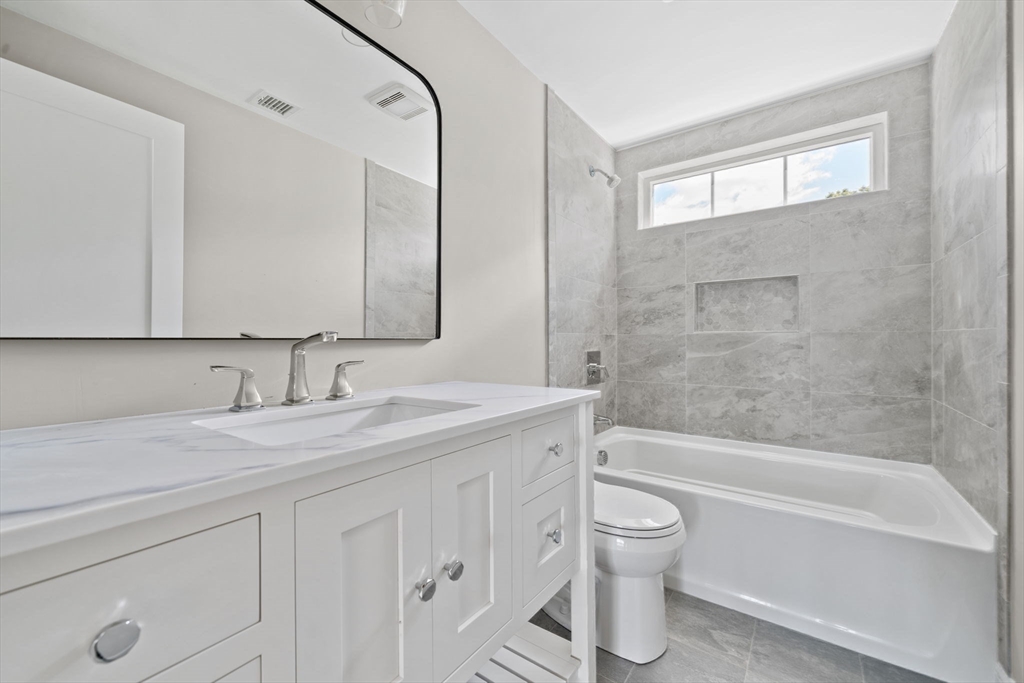 16 Riverside Drive Berkley, MA 02779 - Photo 23 of 33 Gallery Image 23