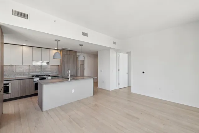 $1,589,000 | 155 Bay Street, Unit 2303, Jersey City, NJ 07302