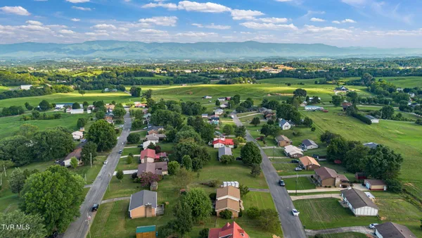 $262,000 | 250 Plainview Heights Circle, Greeneville, TN 37745