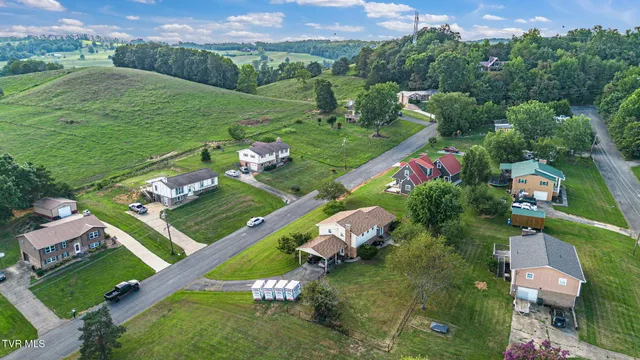 $265,900 | 250 Plainview Heights Circle, Greeneville, TN 37745