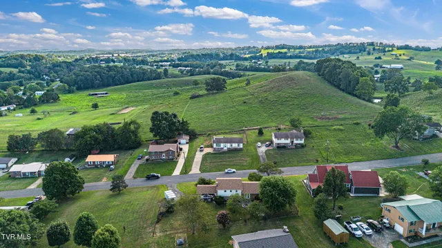 $265,900 | 250 Plainview Heights Circle, Greeneville, TN 37745