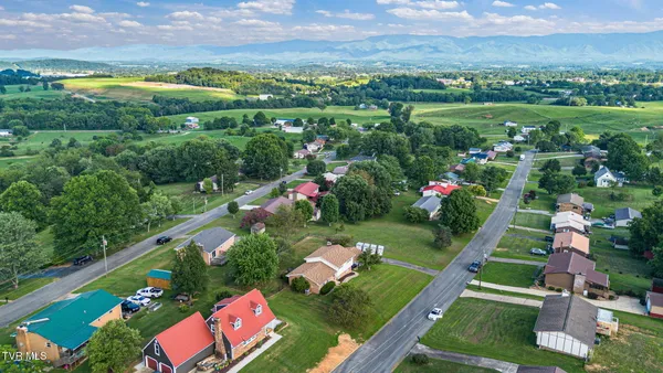 $262,000 | 250 Plainview Heights Circle, Greeneville, TN 37745