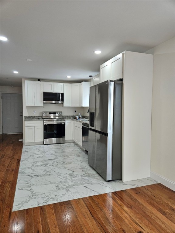 22 Longmont Street Providence, RI 02908 - Photo 7 of 23