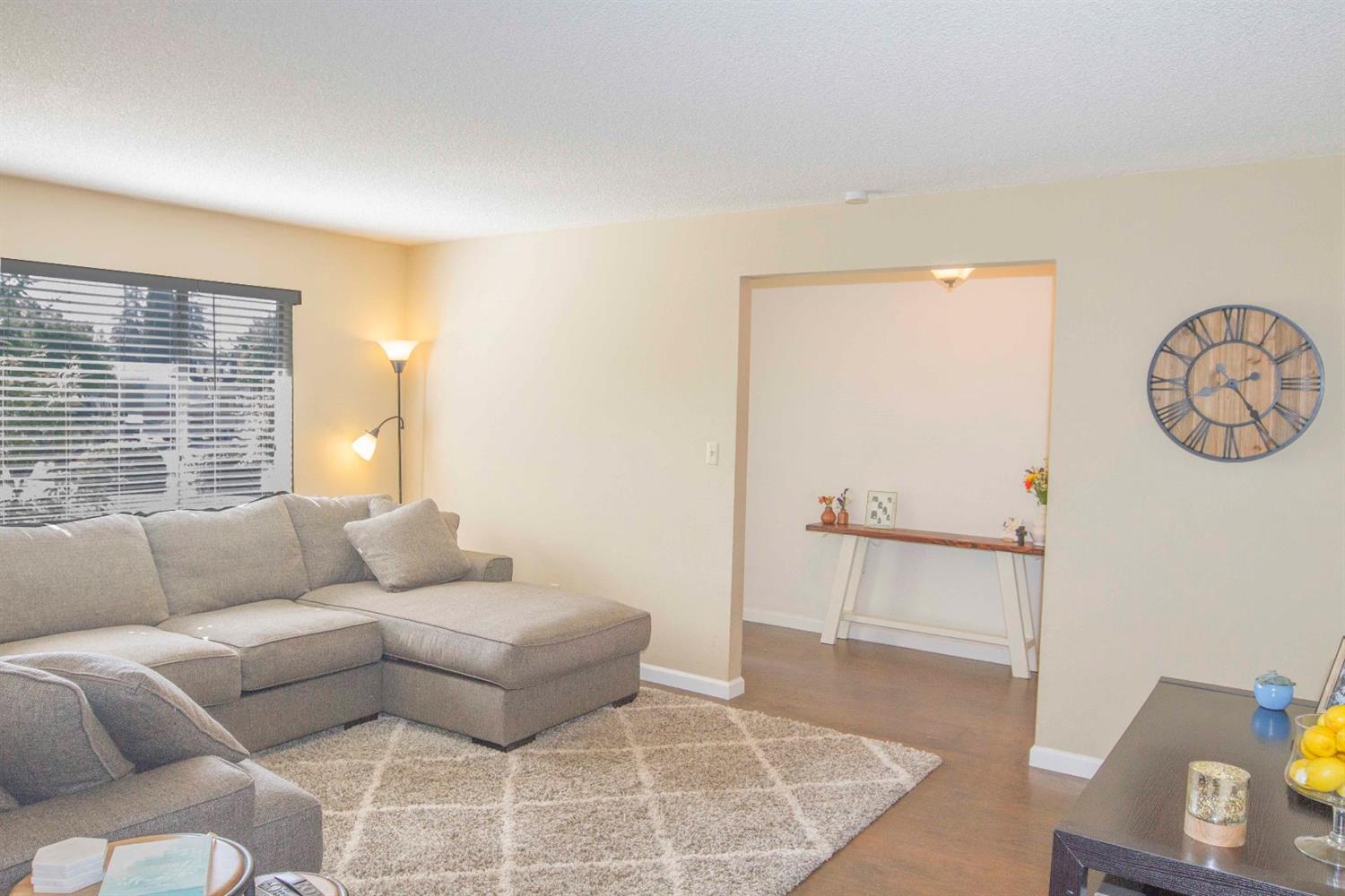 111 Flora Circle Reedley, CA 93654 - Photo 17 of 49
