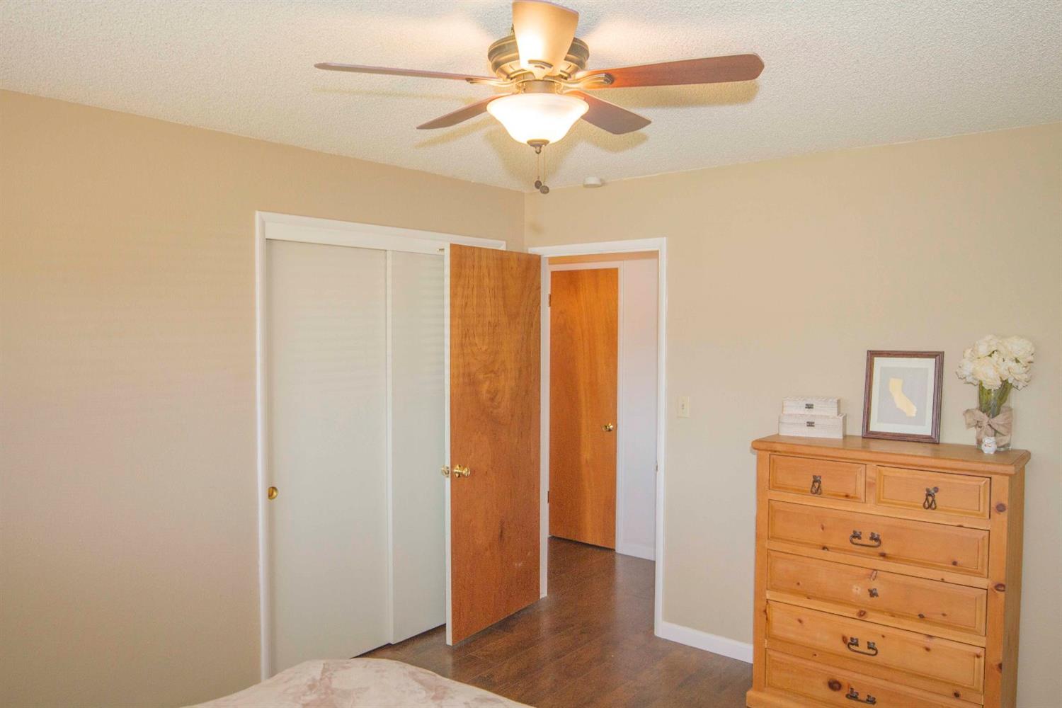 111 Flora Circle Reedley, CA 93654 - Photo 20 of 49