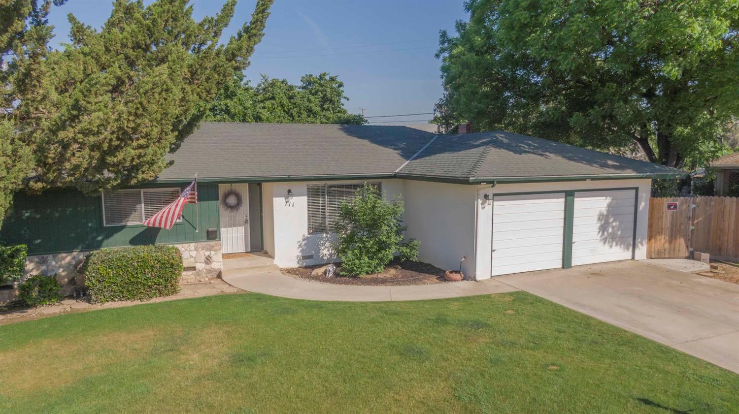 111 Flora Circle Reedley, CA 93654 - Photo 44 of 49