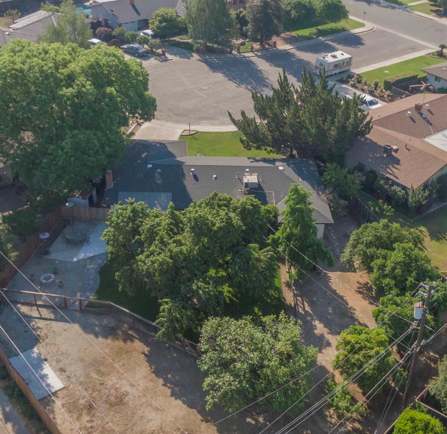 111 Flora Circle Reedley, CA 93654 - Photo 46 of 49