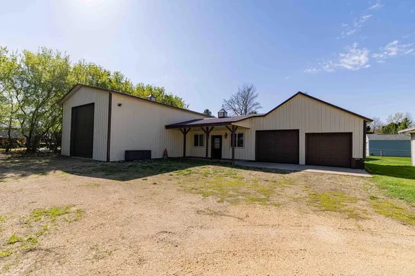 $329,900 | 317 East South Street, Janesville, MN 56048