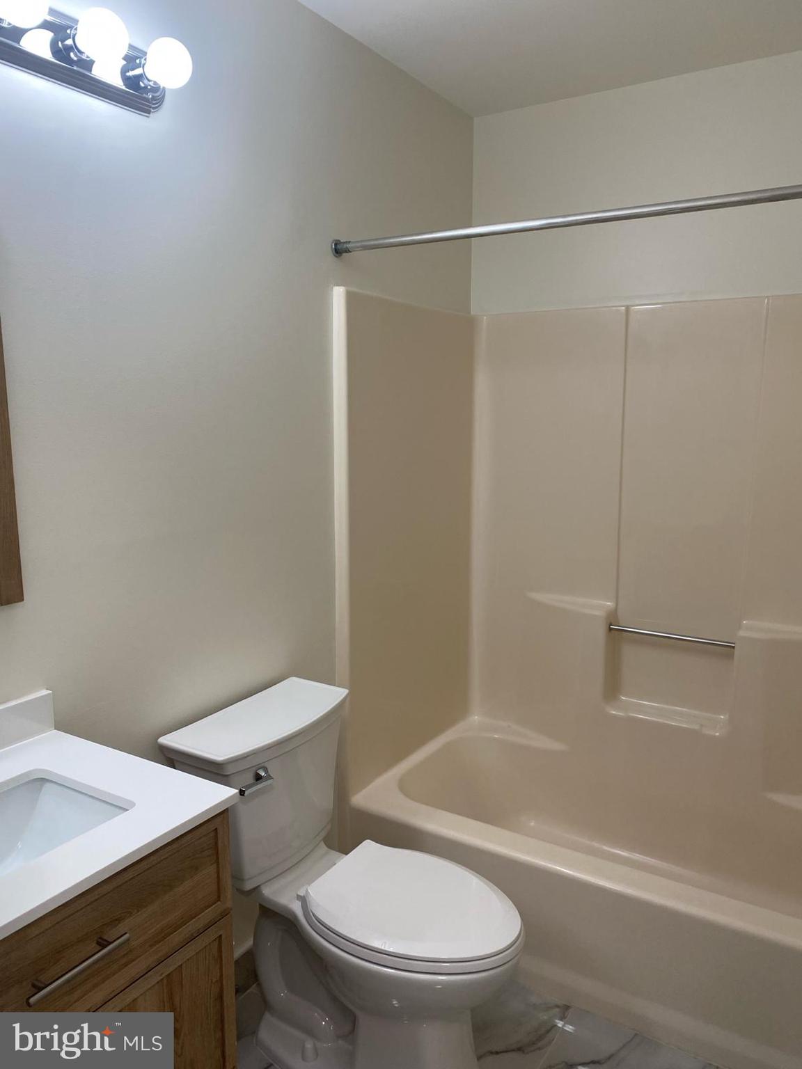 9470 Scarlet Oak Drive Manassas, VA 20110 - Photo 24 of 33