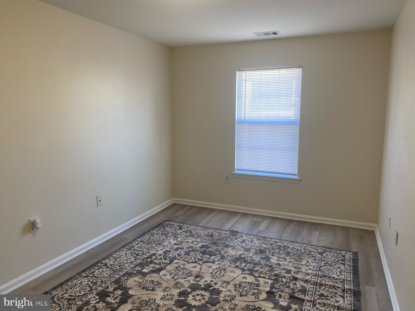 9470 Scarlet Oak Drive Manassas, VA 20110 - Photo 28 of 33