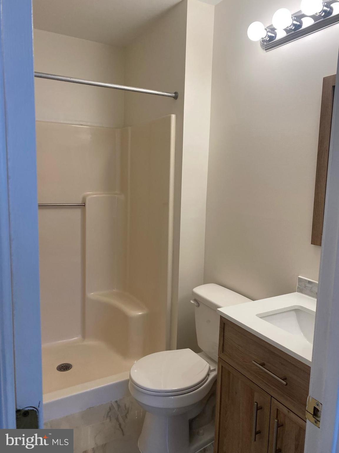 9470 Scarlet Oak Drive Manassas, VA 20110 - Photo 29 of 33