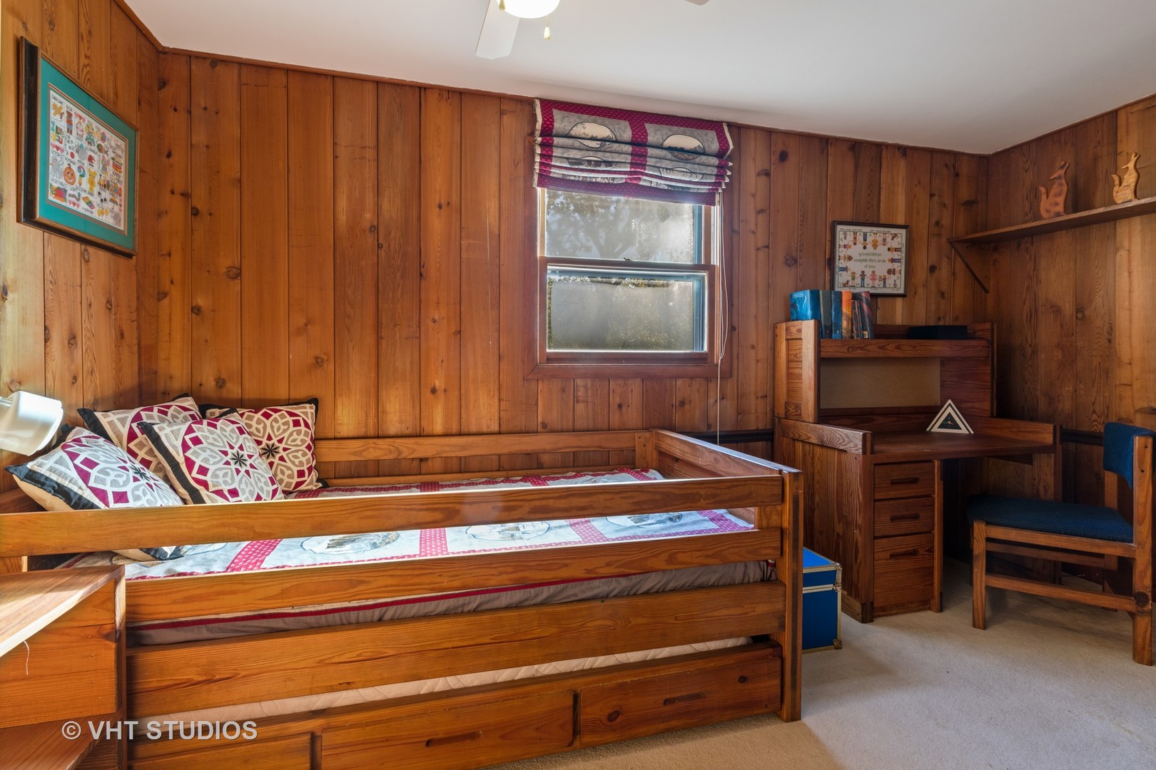 11 Elmore Street Park Ridge, IL 60068 - Photo 13 of 20 a bedroom with furniture and a window