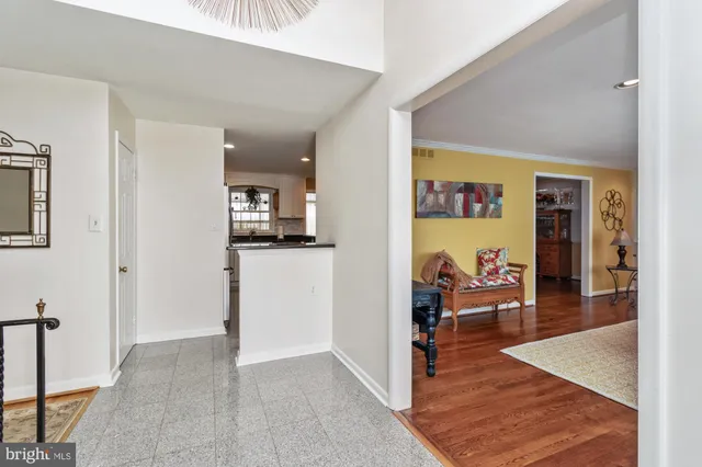 $625,000 | 1002 Dunblane Road, Towson, MD 21286