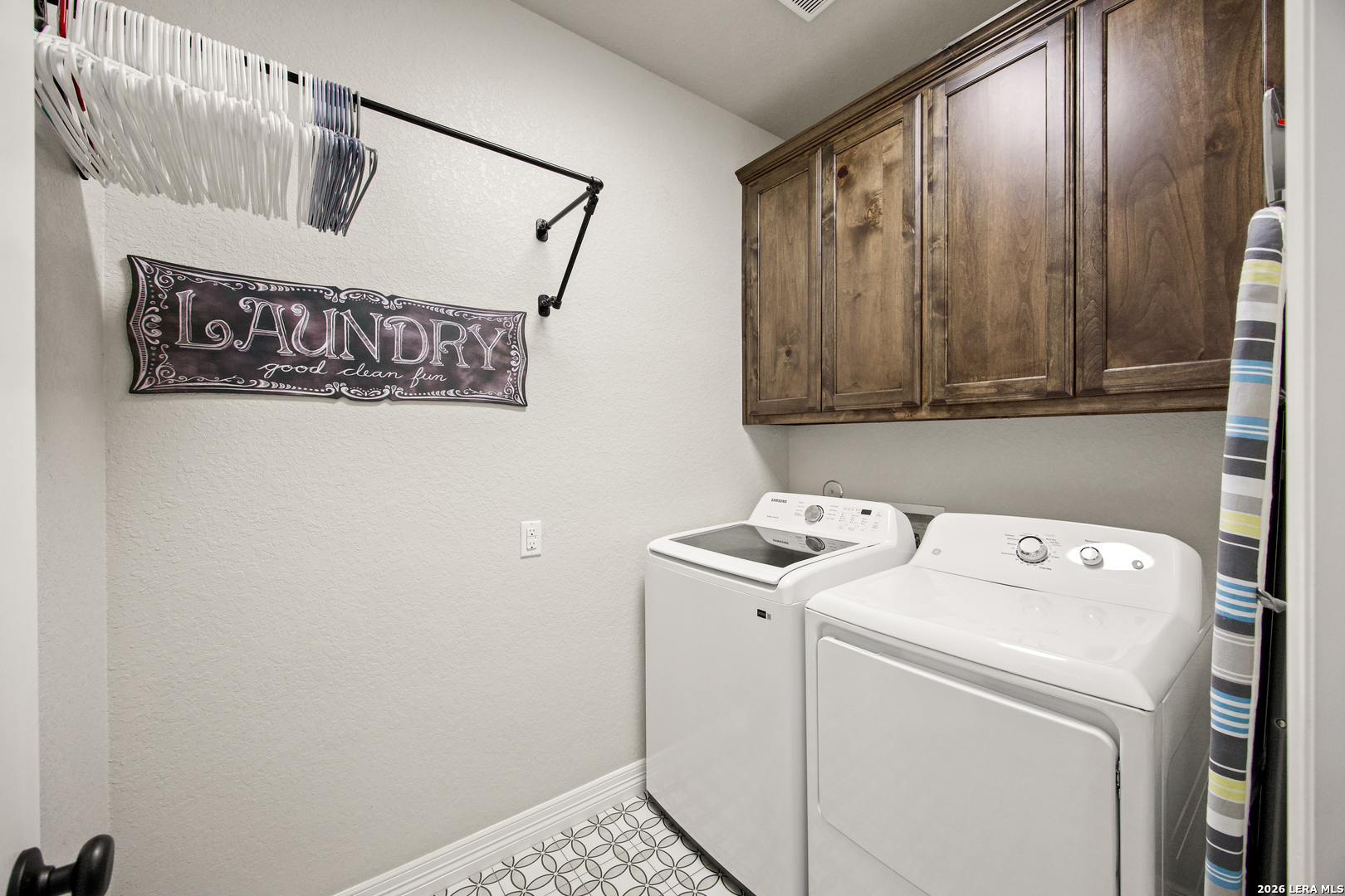 121 Western Way Adkins, TX 78101 - Photo 31 of 46 a utility room with dryer and washer