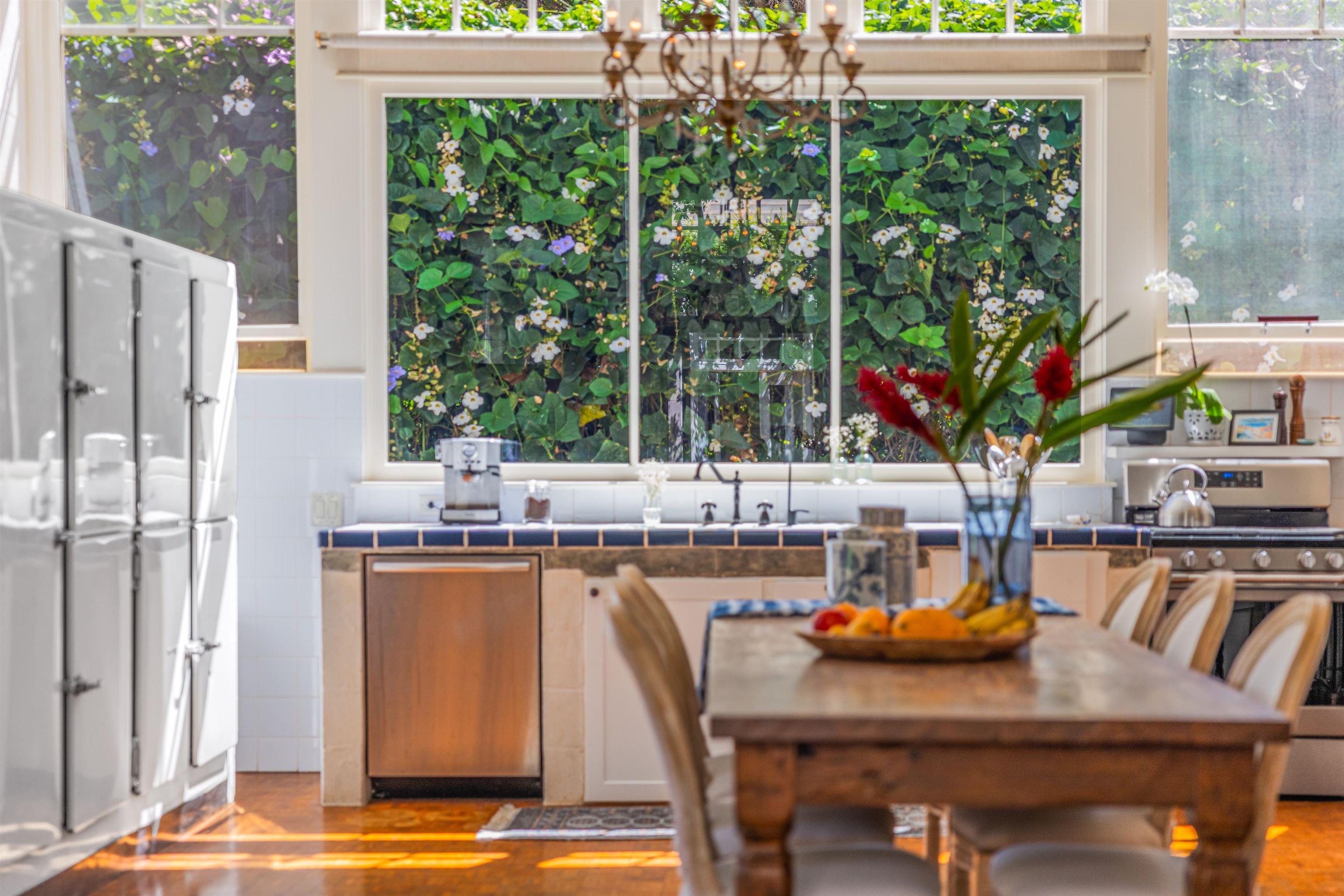 2625 Kokomo Road Haiku, HI 96708 - Photo 9 of 50 a view of a dining room with furniture window and outside view