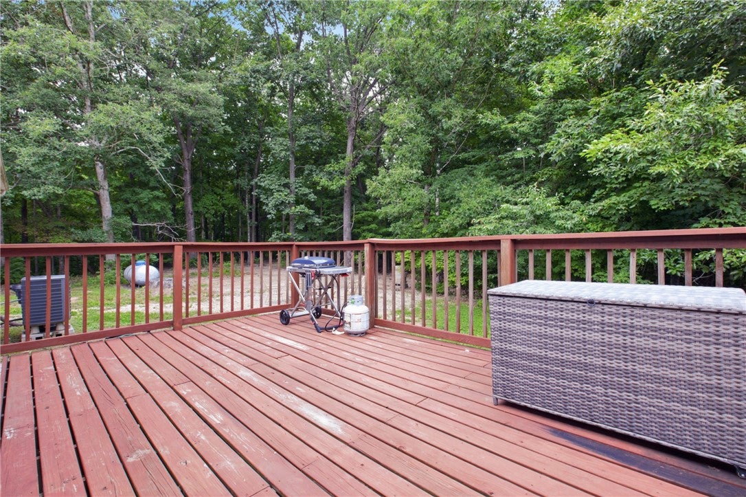 14839 Plainview Road Charleston, IL 61920 - Photo 26 of 30 Gallery Image 26