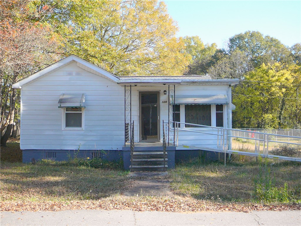 120 Butler Street Iva, SC 29655 - Photo 2 of 8