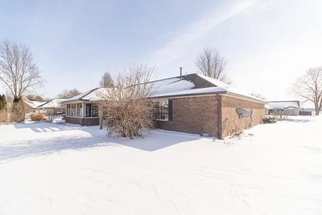 $364,900 | 166 West Woodland Drive, Pendleton, IN 46064