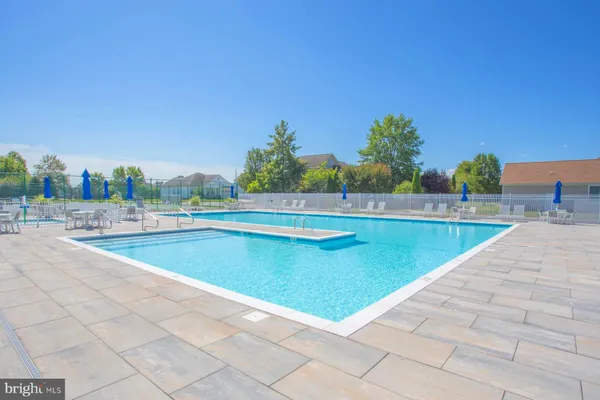 a view of a tennis court