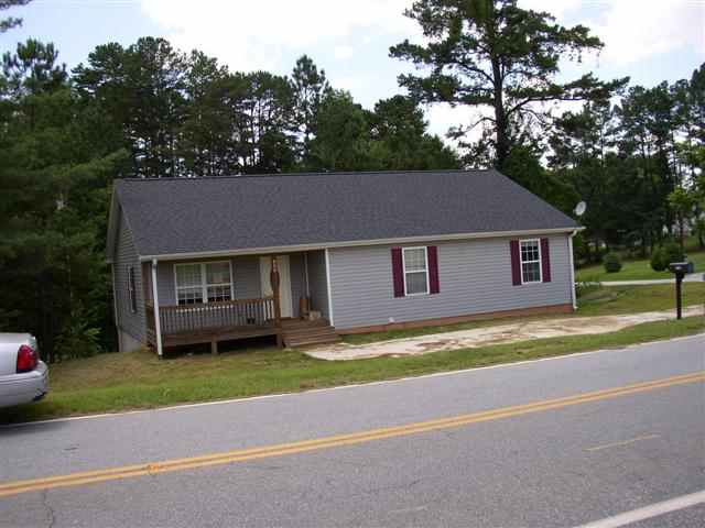 310 Kenneth Street Walhalla, SC 29691 - Photo 1 of 6 Gallery Image 1