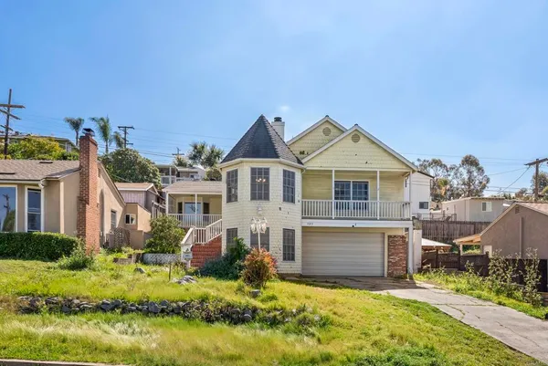 $855,000 | 7273 Cornell Avenue, La Mesa, CA 91942