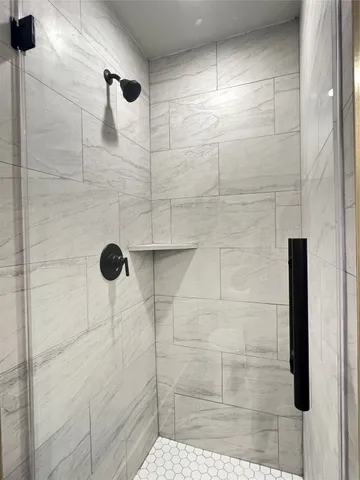 $460,000 | 12911 Green Valley Drive, Rosharon, TX 77583