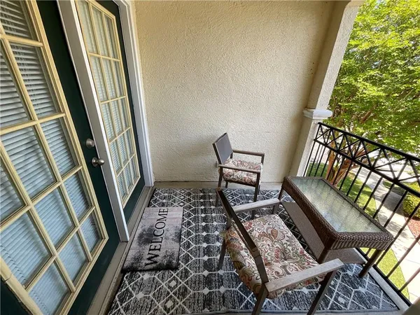 $299,000 | 2252 East Beach Boulevard, Unit 406, Gulfport, MS 39501