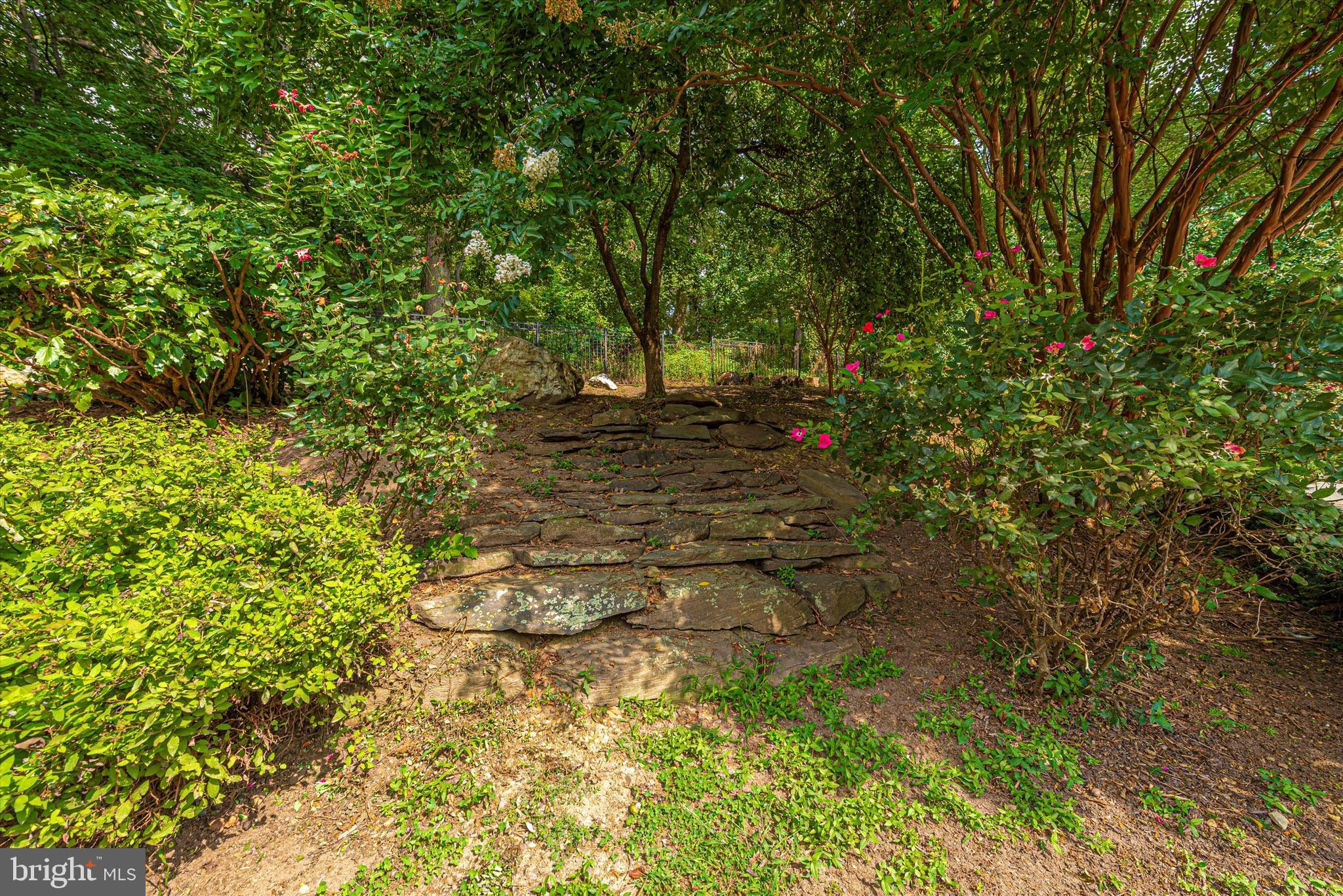 8310 Edgewood Church Road Frederick, MD 21702 - Photo 23 of 107