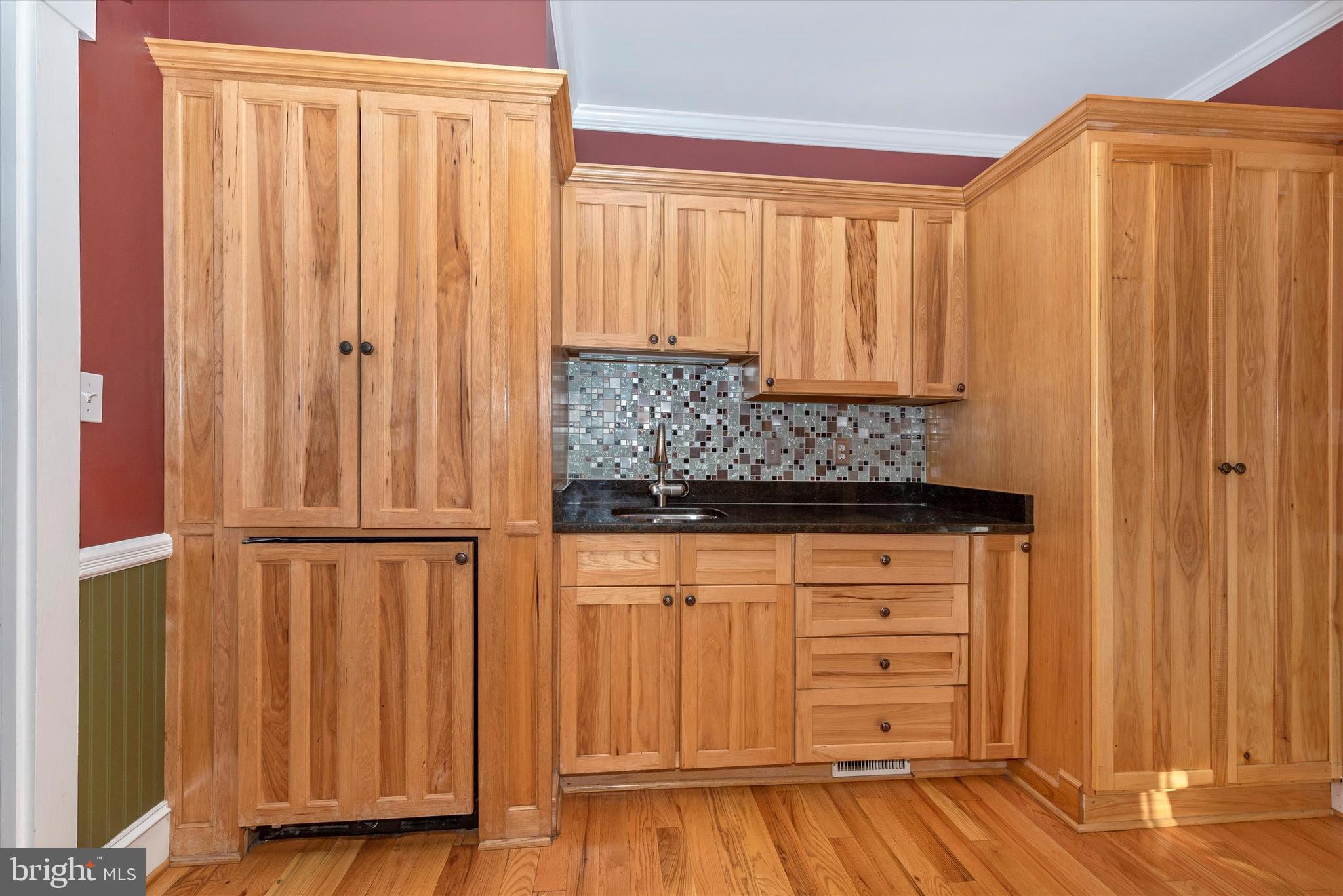 8310 Edgewood Church Road Frederick, MD 21702 - Photo 41 of 107 butlers pantry