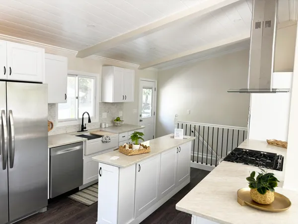 $599,900 | 560 Free Church Drive, Williams Bay, WI 53191