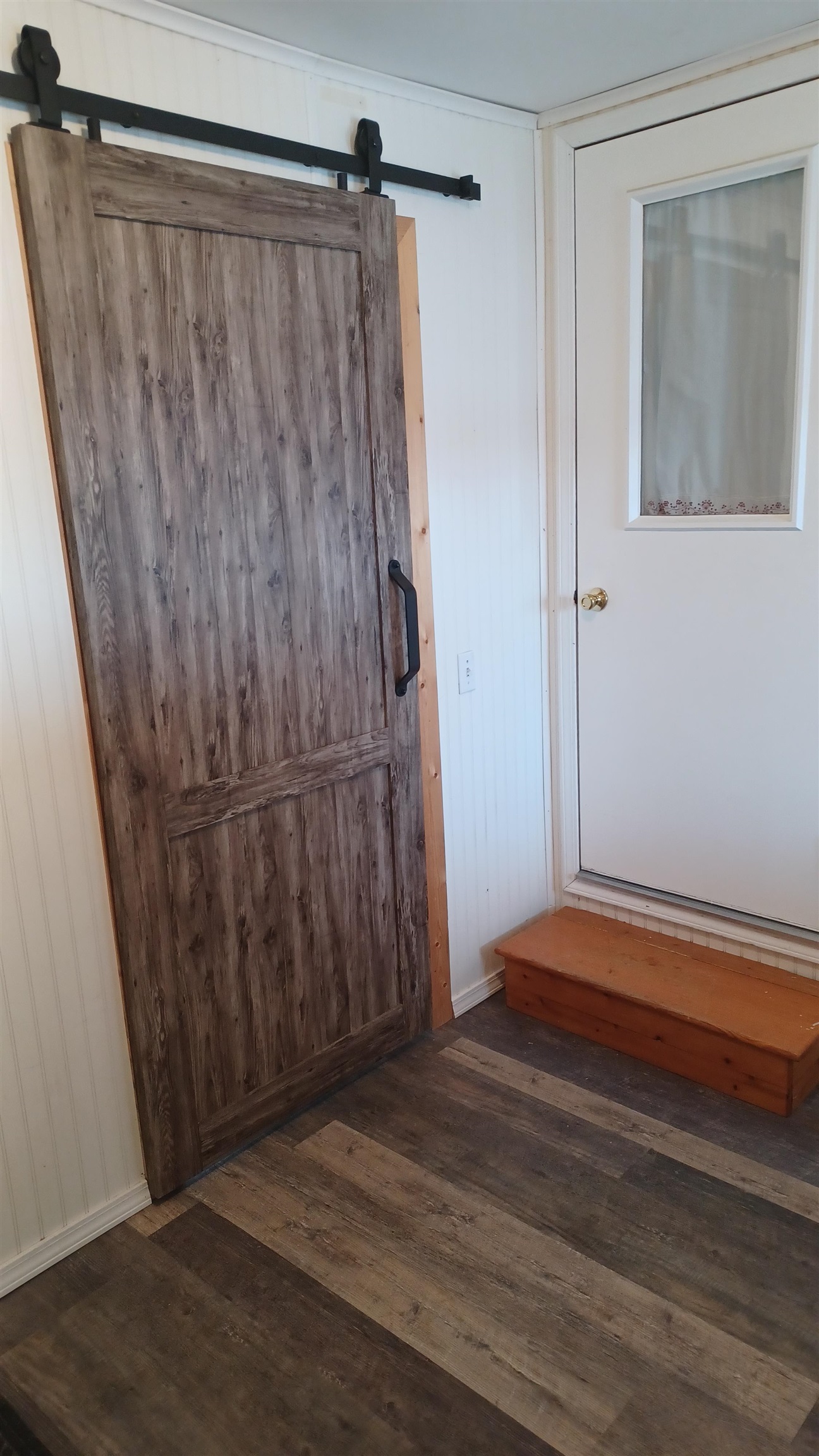 3940 Grand River Road Bancroft, MI 48414 - Photo 10 of 28