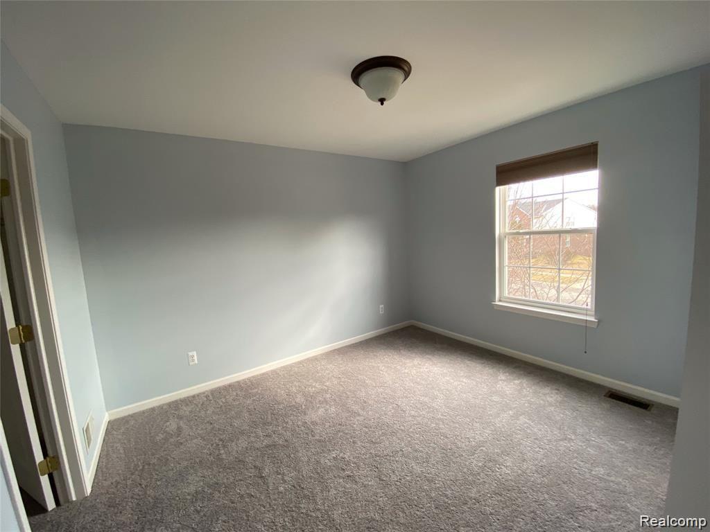 3310 Everett Drive Rochester, MI 48307 - Photo 8 of 16 image1 (2).jpeg