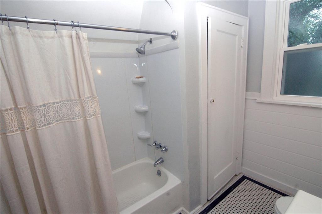 1304 Rostraver Street Monessen, PA 15062 - Photo 15 of 25 Gallery Image 15