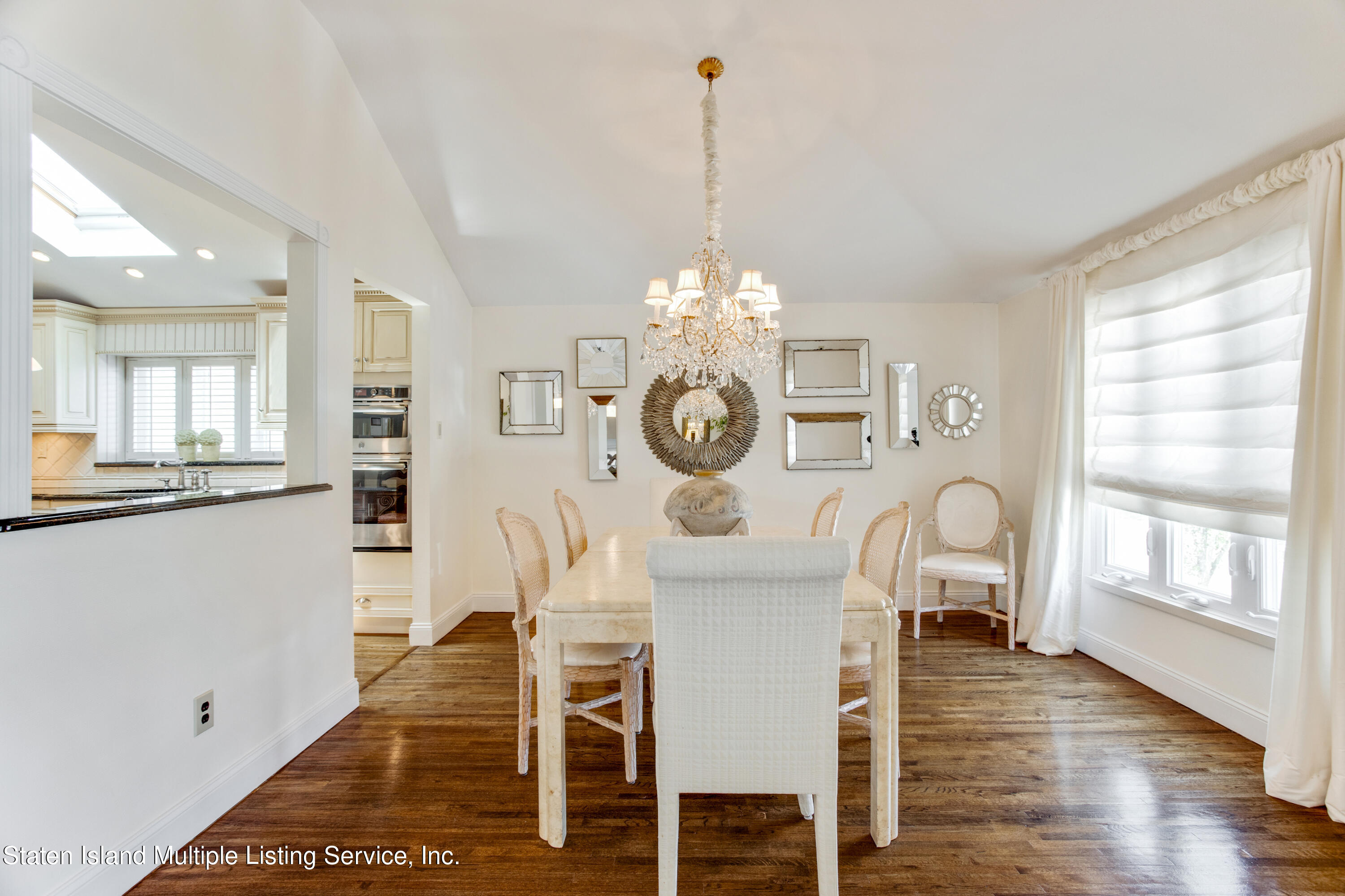 826 Rathbun Avenue Staten Island, NY 10309 - Photo 11 of 29 VMD_004