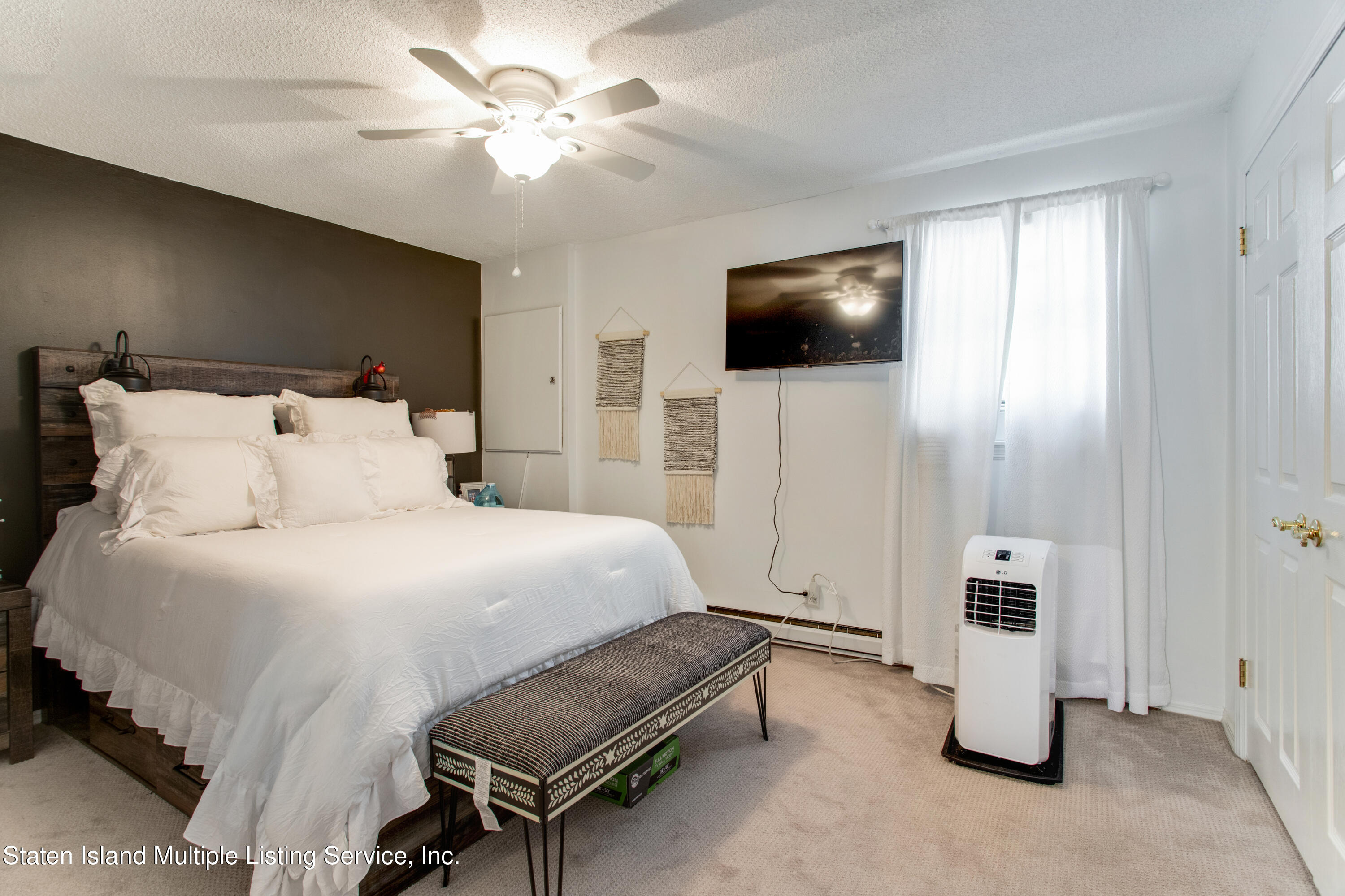 826 Rathbun Avenue Staten Island, NY 10309 - Photo 23 of 29 VMD_014